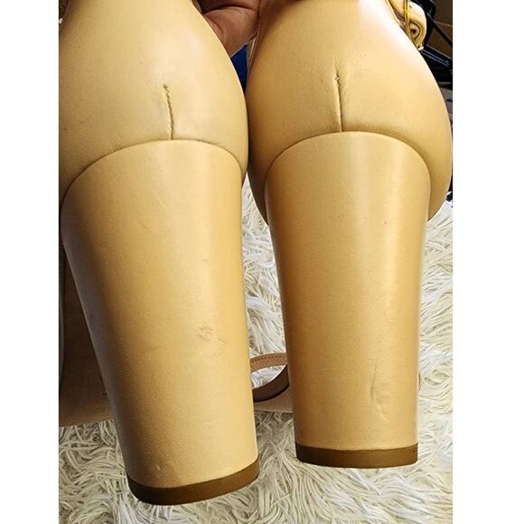 Stuart Weitzman Nearlynude Strap Leather Sandals 12 - Picture 12 of 13